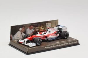 Toyota TF109 Panasonic Toyota Racing #9 J. Trulli F1 2009 Minichamps 1:43 AM62130 Metall - pilt 2/5