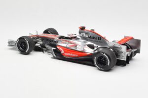 McLaren MP4-22 Mercedes #1 F. Alonso Showcar 2007 Minichamps 1:18 533071871 Metall - pilt 5/6