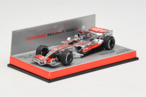 McLaren MP4-22 Mercedes #1 F. Alonso Vodafone McLaren Showcar F1 2007 Minichamps 1:43 533074371 Metall - pilt 2/5