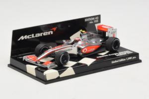 McLaren MP4-24 Mercedes #2 H. Kovalainen Vodafone McLaren Showcar F1 2009 Minichamps 1:43 530094372 Metall - pilt 2/5