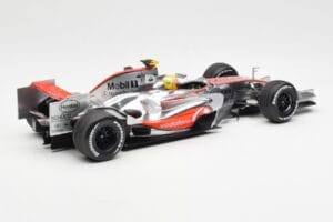 McLaren MP4-22 Mercedes #2 L. Hamilton 2007 Dealer Edition Minichamps 1:18 530071802 Metall - pilt 2/6