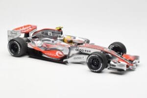 McLaren MP4-22 Mercedes #2 L. Hamilton 2007 Dealer Edition Minichamps 1:18 530071802 Metall - pilt 4/6