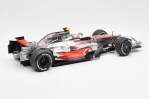 McLaren MP4-23 Mercedes #23 H. Kovalainen 2008 Minichamps 1:18 530081823 Metall - pilt 2/6