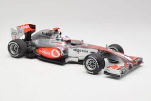 McLaren MP4-25 Vodafone #1 J. Button F1 2010 Minichamps 1:18 530101871-R1 Metall - pilt 4/7