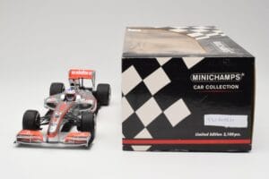 McLaren MP4-25 Vodafone #1 J. Button F1 2010 Minichamps 1:18 530101871-R1 Metall - pilt 6/7