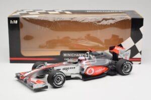 McLaren MP4-25 Vodafone #1 J. Button F1 2010 Minichamps 1:18 530101871-R1 Metall - pilt 7/7