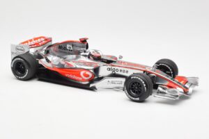 McLaren MP4-22 Mercedes #1 F. Alonso Presentation Valencia 2007 Minichamps 1:18 538071871 Metall - pilt 4/6