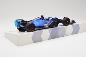 Williams FW44 Mercedes #23 A. Albon Bahrain GP 2022 Case Edition Minichamps 1:18 147220123 Vaik - pilt 3/7