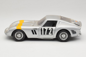 Ferrari 250 GTO #172 Tour de France 1964 Bburago 1:18 7011 Metall - pilt 4/8