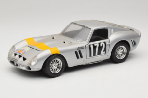 Ferrari 250 GTO #172 Tour de France 1964 Bburago 1:18 7011 Metall
