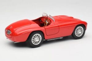 Ferrari 125 S Punane Hot Wheels 1:18 L2954 Metall - pilt 3/8