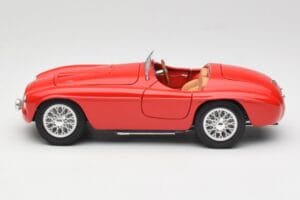 Ferrari 125 S Punane Hot Wheels 1:18 L2954 Metall - pilt 4/8