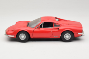 Ferrari Dino 246 GT Punane Anson 1:18 303597 Metall - pilt 4/8