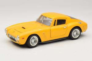 Ferrari 250 GT Berlinetta Kollane Jouef Evolution 1:18 301200 Metall