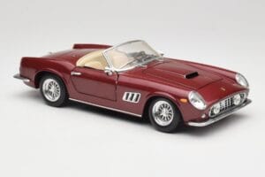 Ferrari 250 GT California Spider LWB Tumepunane Hot Wheels 1:18 25727 Metall - pilt 6/8