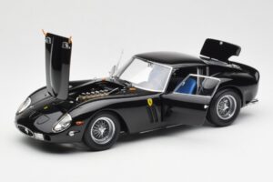 Ferrari 250 GTO Must Kyosho 1:18 08431BK Metall - pilt 2/8