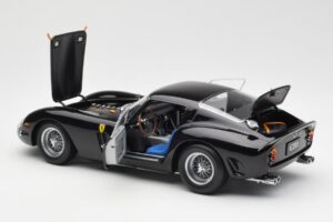 Ferrari 250 GTO Must Kyosho 1:18 08431BK Metall - pilt 5/8
