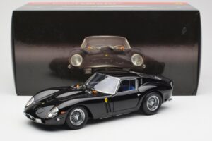Ferrari 250 GTO Must Kyosho 1:18 08431BK Metall - pilt 8/8