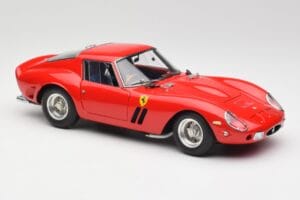 Ferrari 250 GTO London Show Punane CMC 1:18 M-256 Metall - pilt 4/6