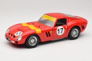 Ferrari 250 GTO #17 Bburago Sammlerborse Punane Bburago 1:18 3007-P1 Metall