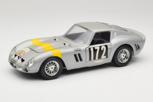 Ferrari 250 GTO #172 L. Bianchi / G. Berger Tour de France 1962 Hõbe Piiratud Väljaanne Bburago 1:18 3011-S1 Metall