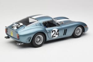 Ferrari 250 GTO #24 P. Rodriguez 12 Hours of Sebring GT3.0 Winner 1962 Kyosho 1:18 08438D Metall - pilt 3/8