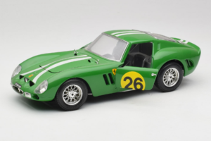 Ferrari 250 GTO #26 Roheline Valged Triibud 1962 Bburago 1:18 3011-G3 Metall - pilt 2/8