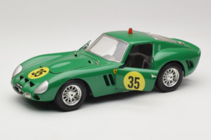 Ferrari 250 GTO #35 Roheline 1962 Bburago 1:18 3011-G2 Metall - pilt 2/8