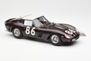 Ferrari 250 GTO #86 Targa Florio 1962 CMC 1:18 M-156 Metall - pilt 4/6