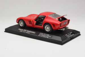 Ferrari 250 GTO Punane Replacement Stand Exclusive Cars 1:18 EC005 Metall - pilt 5/8