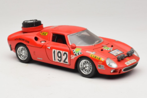 Ferrari 250 LM #192 Punane 1965 Bburago 1:18 3033-P1 Metall - pilt 6/8