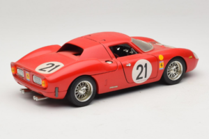 Ferrari 250 LM #21 M. Gregory / J. Rindt 24 Hours of Le Mans 1965 Bburago 1:18 3033-P2 Metall - pilt 3/8
