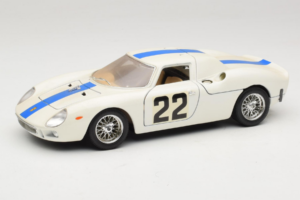 Ferrari 250 LM #22 Valge 1965 Bburago 1:18 3333-W1 Metall