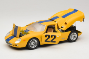 Ferrari 250 LM #22 Kollane 1965 Bburago 1:18 3333-Y1 Metall - pilt 2/8