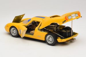 Ferrari 250 LM #9 Kollane 1965 Bburago 1:18 3033-Y1 Metall - pilt 5/8