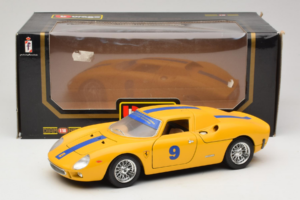 Ferrari 250 LM #9 Kollane 1965 Bburago 1:18 3033-Y1 Metall - pilt 8/8