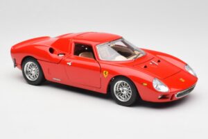 Ferrari 250 Le Mans Punane Bburago 1:18 3033 Metall - pilt 6/8