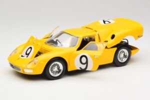 Ferrari 250 LM #21 M. Gregory / J. Rindt NART 24 Hours of Le Mans Winner 1965 Hot Wheels 1:18 25729 Metall - pilt 2/8