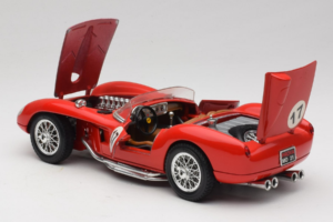 Ferrari 250 Testa Rossa #17 Punane 1957 Bburago 1:18 3007-R4 Metall - pilt 5/8