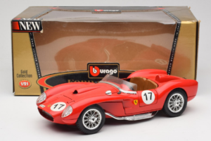 Ferrari 250 Testa Rossa #17 Punane 1957 Bburago 1:18 3007-R4 Metall - pilt 8/8