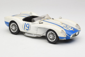 Ferrari 250 Testa Rossa #19 Valge Replacement Box 1957 Bburago 1:18 3007-R5 Metall - pilt 6/8