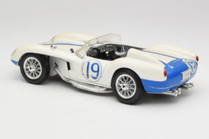 Ferrari 250 Testa Rossa #19 Valge Replacement Box 1957 Bburago 1:18 3007-R5 Metall - pilt 7/8