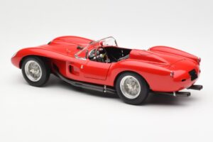 Ferrari 250 Testa Rossa Pontoon Fender Punane CMC 1:18 M-071 Metall - pilt 5/6