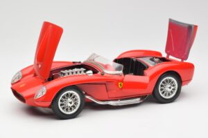 Ferrari 250 Testa Rossa Punane Bburago 1:18 3007 Metall - pilt 2/8