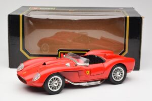 Ferrari 250 Testa Rossa Punane Bburago 1:18 3007 Metall - pilt 8/8