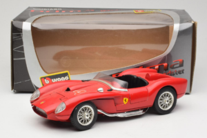 Ferrari 250 Testa Rossa #4 Punane Replacement Box 1957 Bburago 1:18 3007-R6 Metall - pilt 8/8