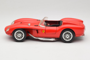 Ferrari 250 Testa Rossa Punane Replacement Box Bburago 1:18 3007-R2 Metall - pilt 4/8