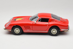 Ferrari 275 GTB/4 Punane Palmiga Mootorikattel ERTL 1:18 7483-P1 Metall - pilt 4/8