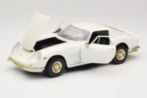 Ferrari 275 GTB/4 Valge ERTL 1:18 7493 Metall - pilt 2/8