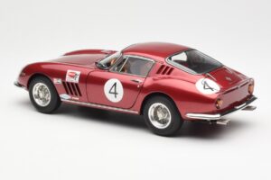Ferrari 275 GTB/C #4 RAC Tourist Trophy 1966 CMC 1:18 M-213 Metall - pilt 5/6